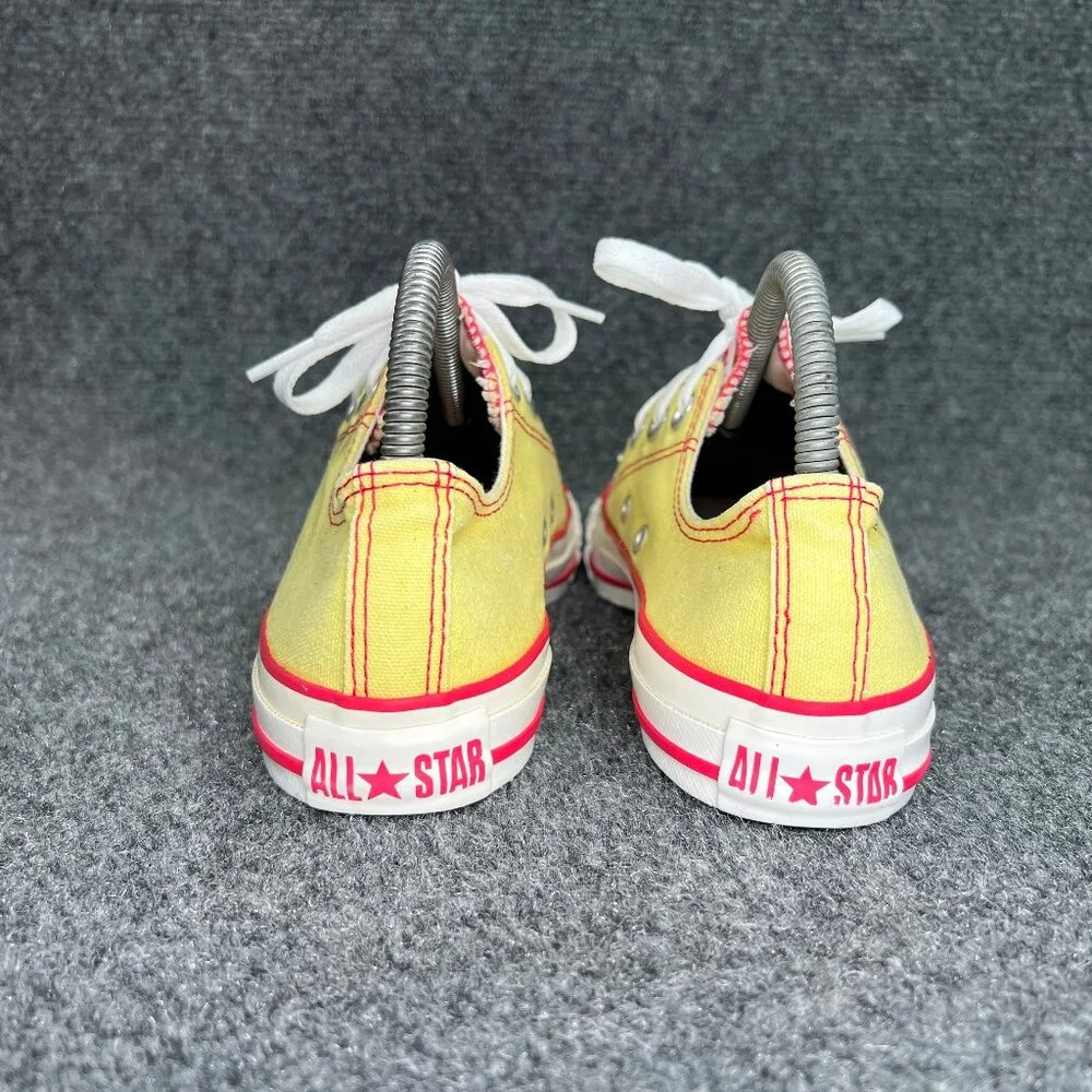 Converse Shoes Women's SIze 7 Yellow Red Canvas Chuck Taylor All Star low‎ Lace